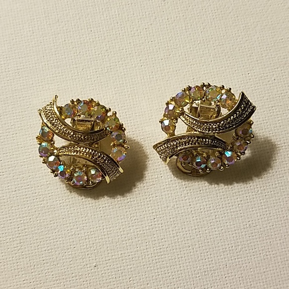 AB Rhinestone Clip-on Earrings - Picture 3 of 3